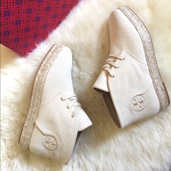 Tory Burch Rio Lace Up Espadrille Canvas Bootie - Picture 2 of 7